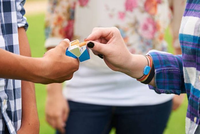 Teen Smoking - Is It Cool Or Are You Being A Fool?