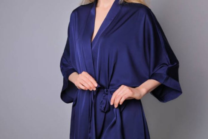Women's Robes Come In A Number Of Styles And Colors