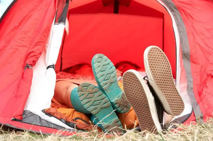 How To Keep Dry During A Camping Trip