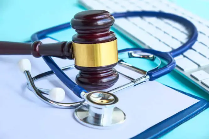 How To Become a Certified Legal Nurse