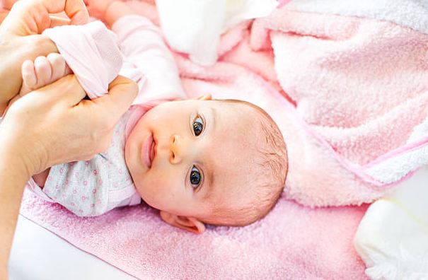 Dressing Your Baby? Tips For A New Mom