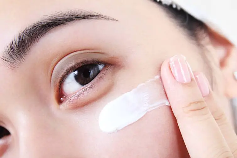 Eye Cream The Perfect Facial Treatment To Protect The Delicate Area Under Your Eyes