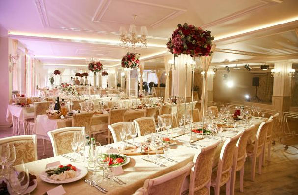 How To Plan For A Fall Wedding Reception