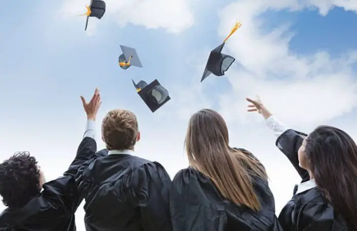 How To Hire Entertainment For A Graduation Event