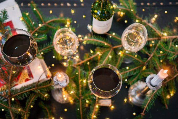 What Type Of Wine Complements Your Christmas Celebrations?