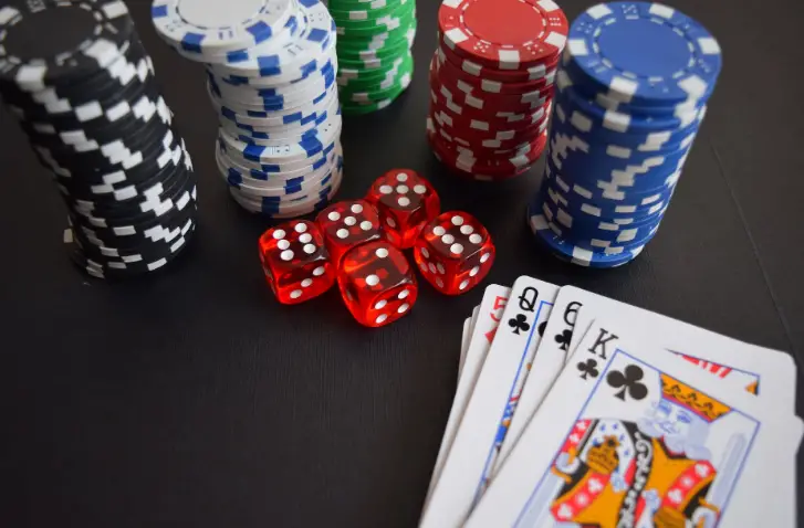 9 Tips To Improve Online Poker Play Before Cards Are Even Dealt!