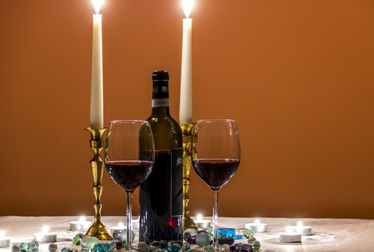 The Perfect Ingredients For Making The Most Romantic Candle Light Dinner