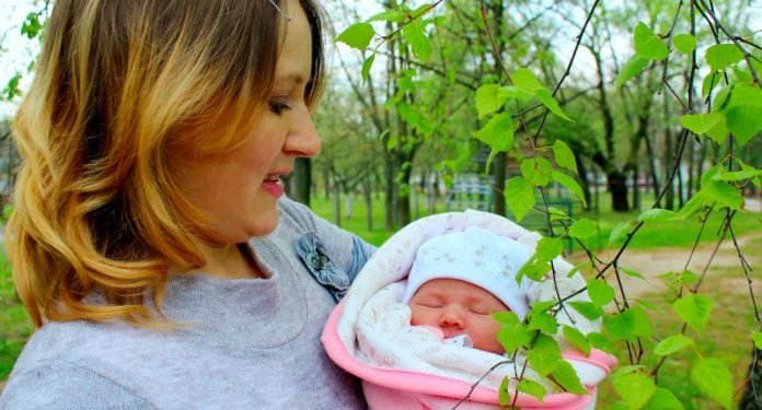 Learning Begins Right After Birth: Baby Sign Language Is The First Step