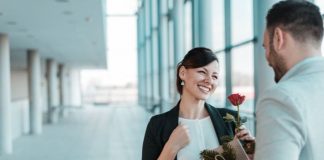 6 Brilliant Secrets to Entice Any Woman into Falling in Love with You