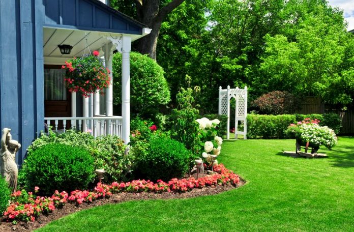 Creating Curb Appeal When Selling Your Home