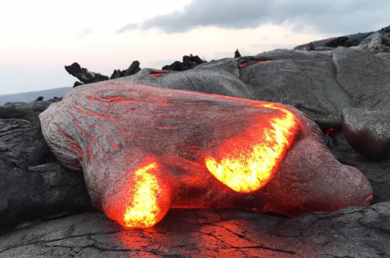 Exploring Hawaii’s Volcano National Park