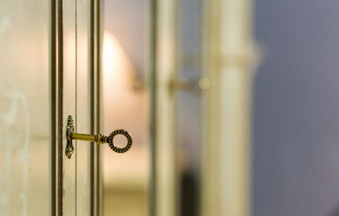 Boost Your Home Security Plans With These 13 Amazing Tips