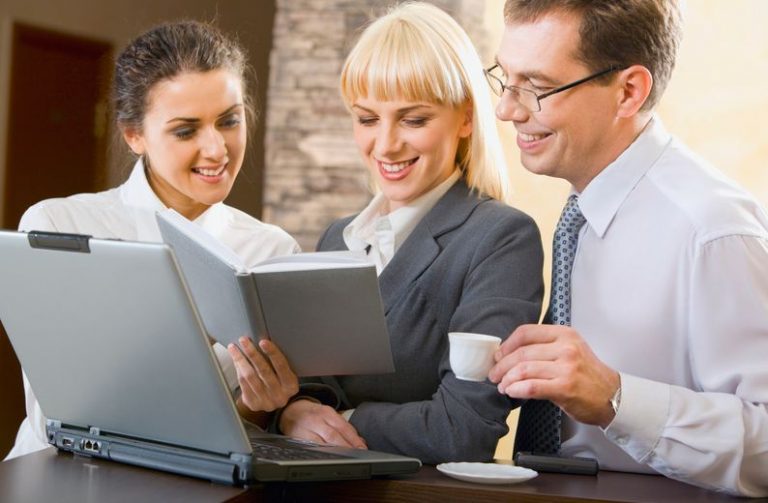 How Small Businesses Can Benefit From a Contract Attorney